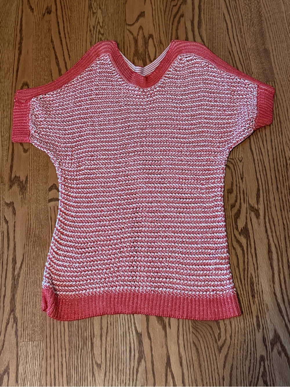 Chico's Coral and White Short-Sleeve Knit Top